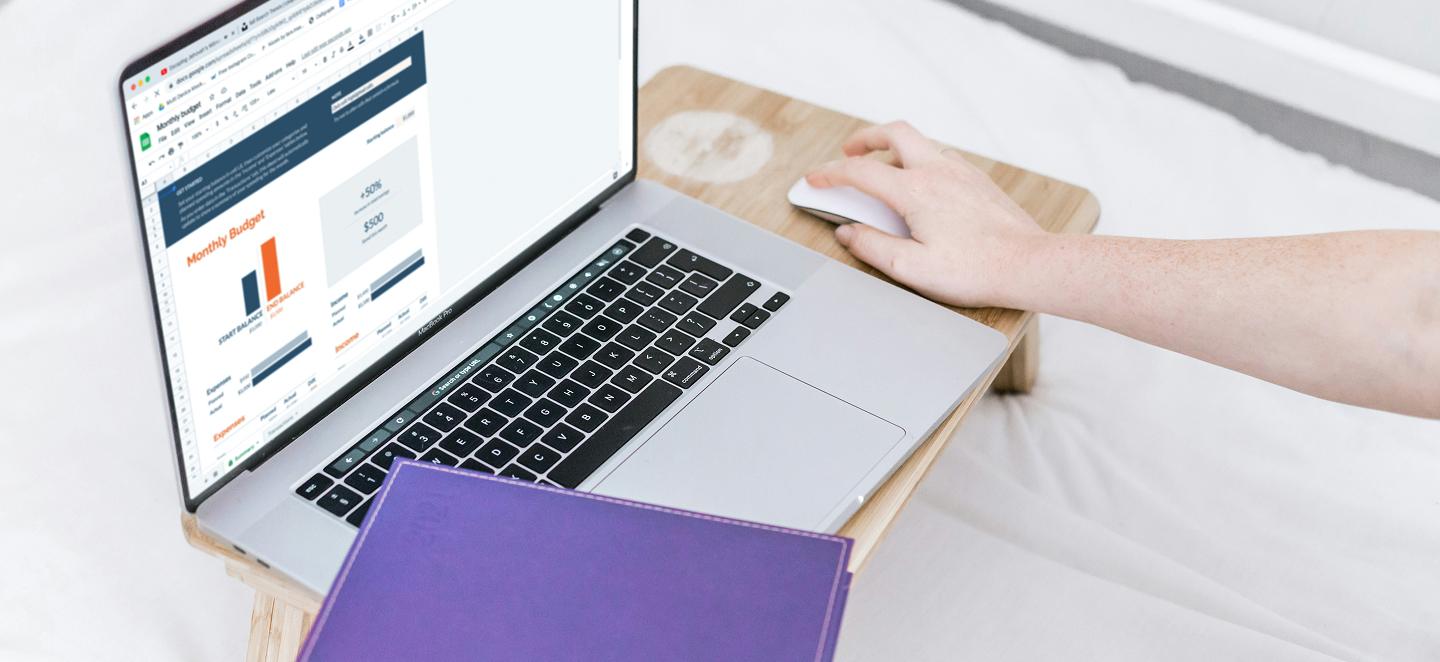 Задний фон секции героя